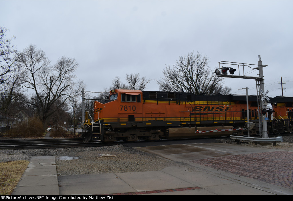 BNSF 7810